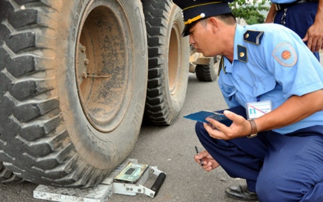 Tìm hiểu quy định về xác định xe quá tải