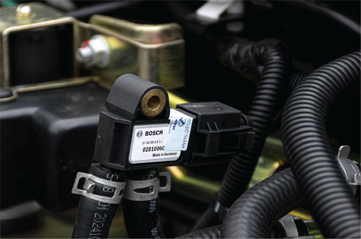 Bosch exhaust pressure sensor (Germany)