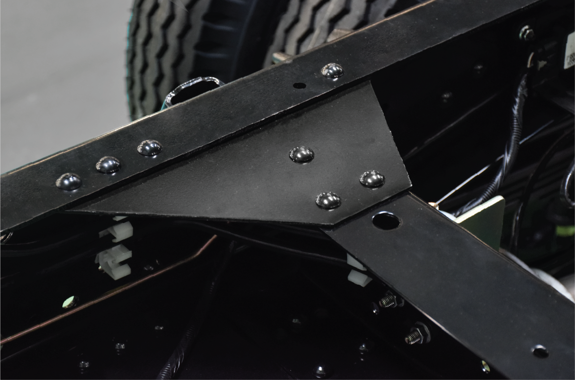 Air conditioning and entertainment system